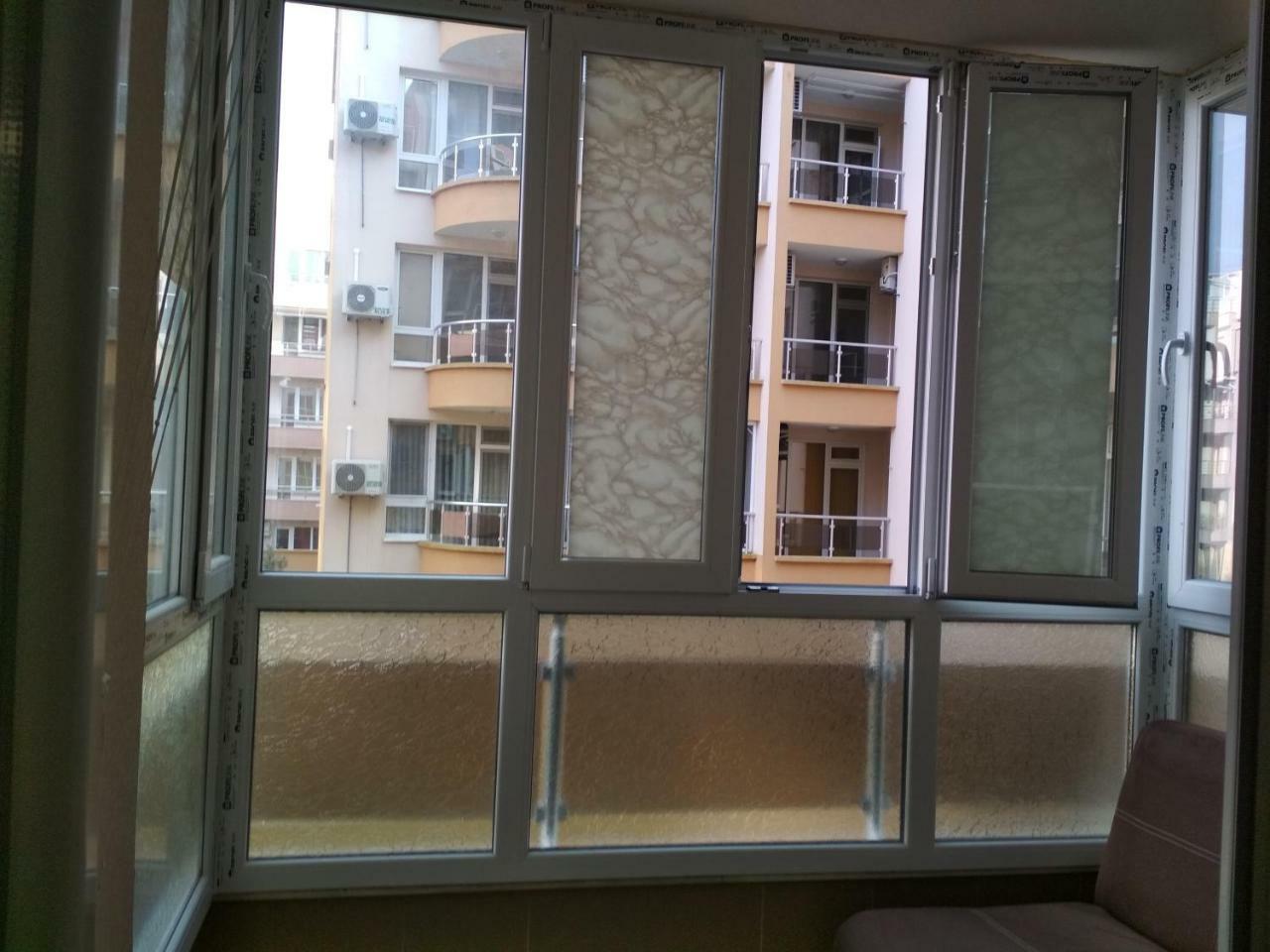 Victoria Apartment Pomorie Exterior photo
